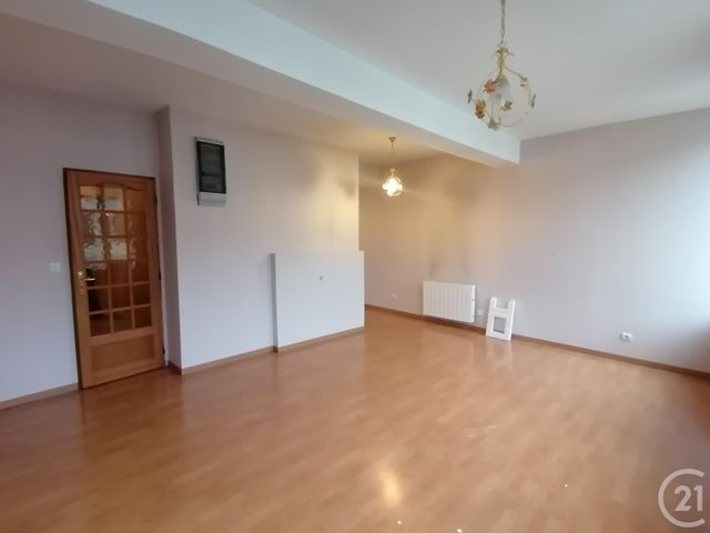 Afficher la photo en grand immeuble à vendre - 130.0 m2 - GOURNAY EN BRAY - 76 - HAUTE-NORMANDIE - Century 21 Notre Dame