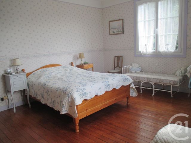 Afficher la photo en grand maison à vendre - 6 pièces - 187.35 m2 - GOURNAY EN BRAY - 76 - HAUTE-NORMANDIE - Century 21 Notre Dame