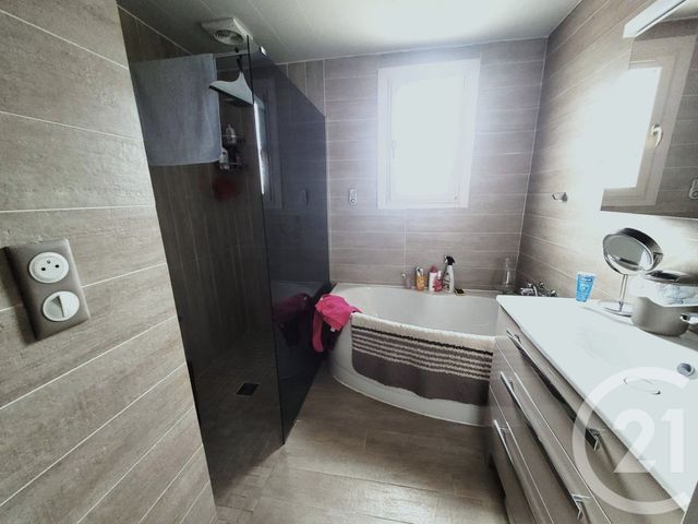 maison à vendre - 6 pièces - 149.05 m2 - AVESNES EN BRAY - 76 - HAUTE-NORMANDIE - Century 21 Notre Dame