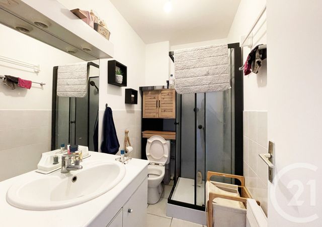 Appartement à vendre - 3 pièces - 52.15 m2 - GOURNAY EN BRAY - 76 - HAUTE-NORMANDIE - Century 21 Notre Dame