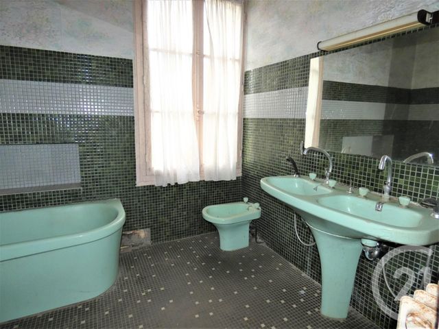 Afficher la photo en grand maison à vendre - 9 pièces - 135.0 m2 - GISORS - 27 - HAUTE-NORMANDIE - Century 21 Notre Dame