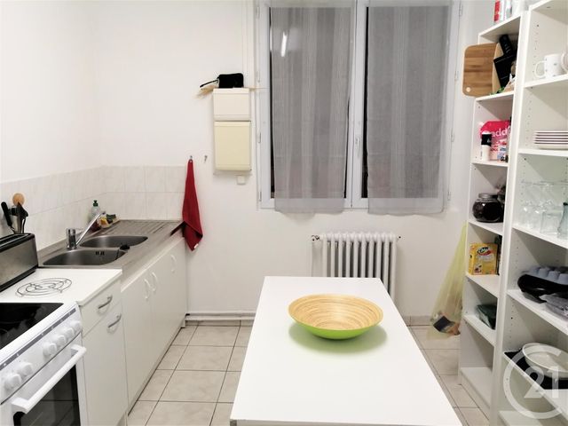 Afficher la photo en grand immeuble à vendre - 130.0 m2 - CERGY - 95 - ILE-DE-FRANCE - Century 21 Notre Dame