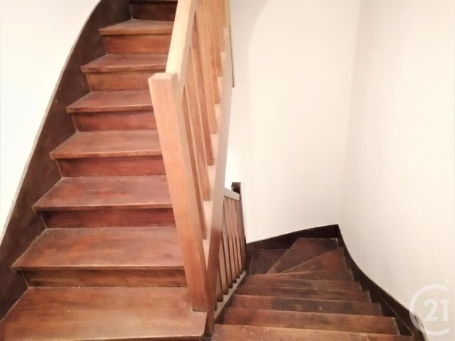 Afficher la photo en grand immeuble à vendre - 130.0 m2 - CERGY - 95 - ILE-DE-FRANCE - Century 21 Notre Dame