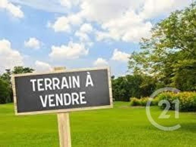Afficher la photo en grand terrain à vendre - 500.0 m2 - GOURNAY EN BRAY - 76 - HAUTE-NORMANDIE - Century 21 Notre Dame